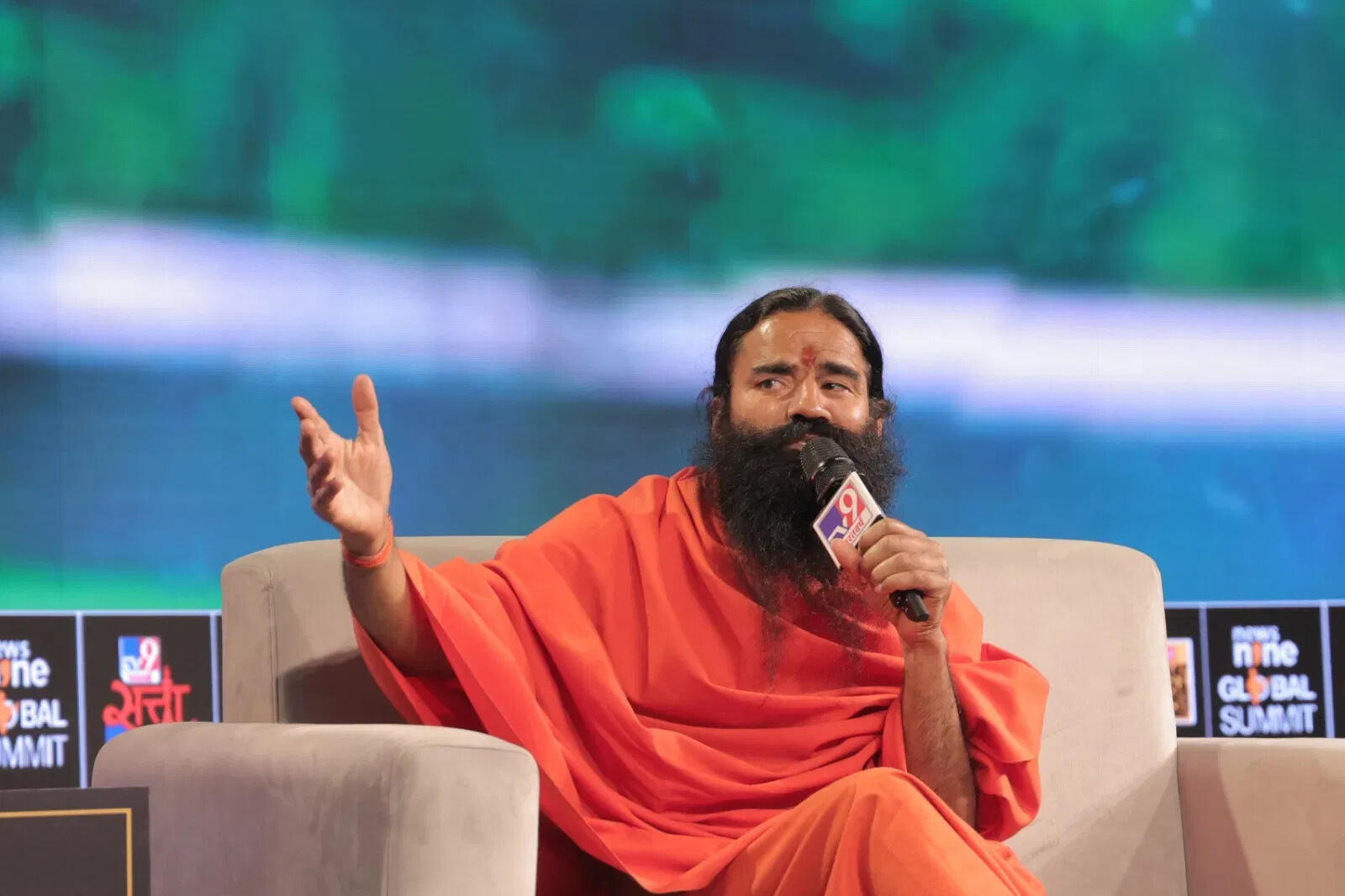 थायरॉयड समस्या में योगासन: स्वामी रामदेव के सुझाव