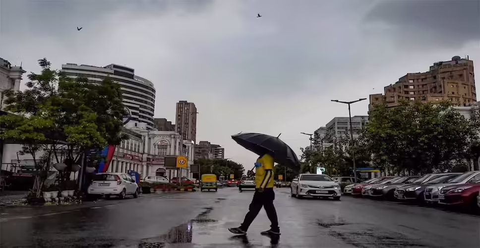 भारत में मौसम में बदलाव की चेतावनी: तेज बारिश और गरज-चमक की संभावना