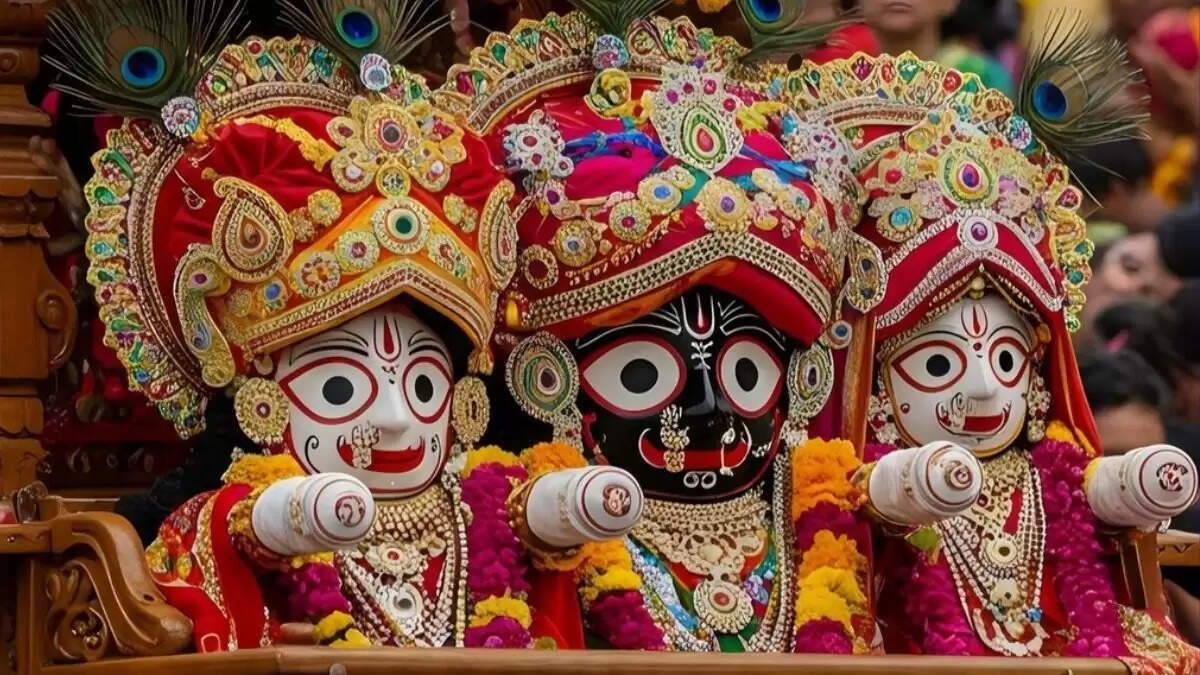 रथ यात्रा 2025: भगवान जगन्नाथ के महापर्व पर शुभकामनाएँ और चित्र
