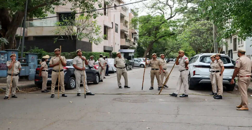 दिल्ली में 16 वर्षीय लड़के की चाकू से हत्या, पुलिस जांच जारी