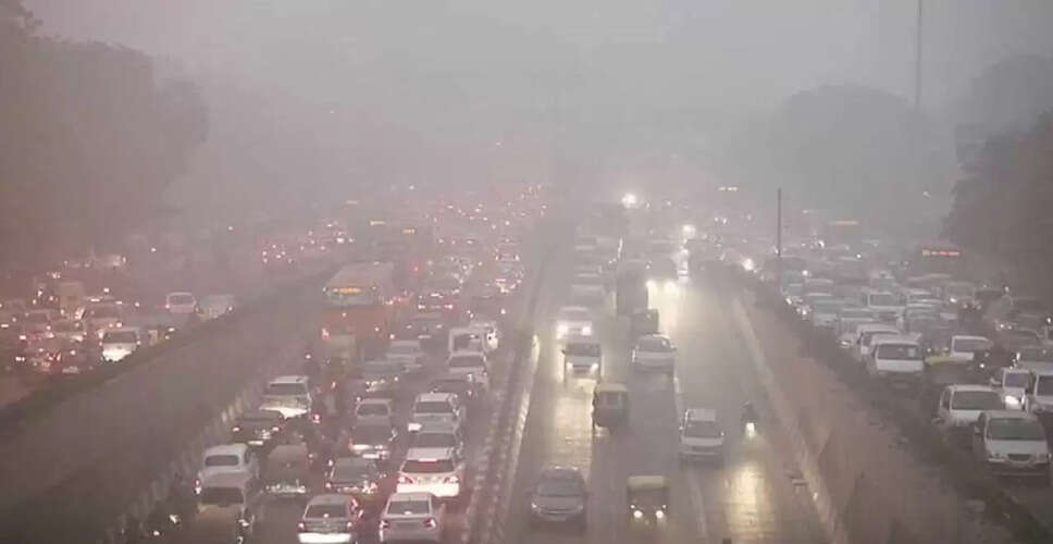 दिल्ली में प्रदूषण और जोड़ों के दर्द का संबंध: डॉक्टरों की चेतावनी
