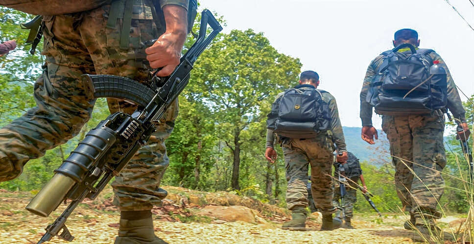 गढ़चिरौली में नक्सलियों के खिलाफ पुलिस की बड़ी कार्रवाई
