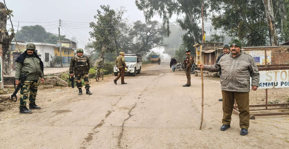 पंजाब पुलिस ने सीमा पार ड्रग तस्करी रैकेट का भंडाफोड़ किया