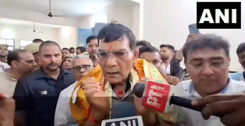 नीतीश कुमार की मुफ्त बिजली योजना पर AK शर्मा का कटाक्ष