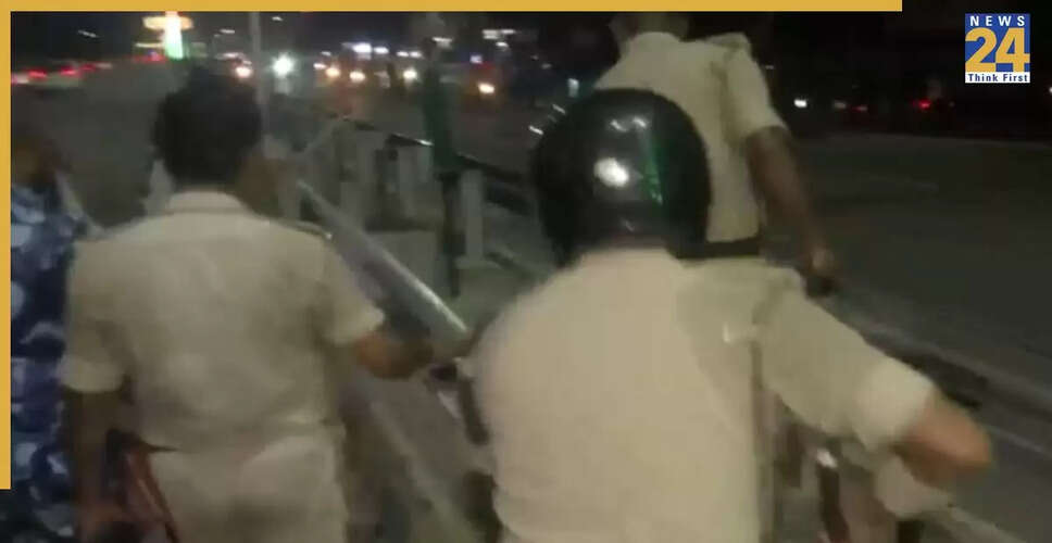 पटना में बच्चों की मौत पर भड़के हिंसक प्रदर्शन