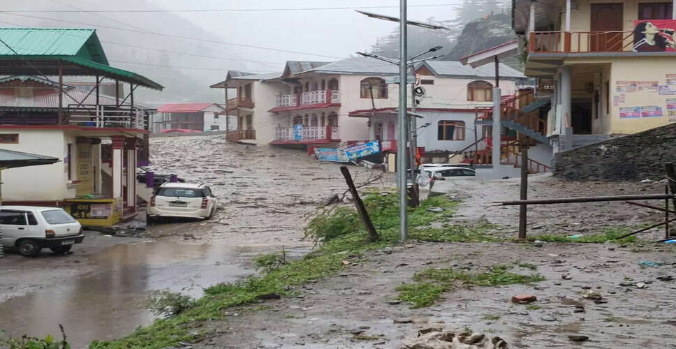 उत्तरकाशी में बादल फटने से आई बाढ़, राहत कार्य जारी