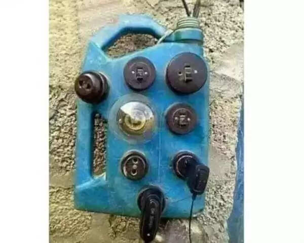 सोशल मीडिया पर वायरल हुईं ये मजेदार तस्वीरें, हंसी नहीं रोक पाएंगे आप