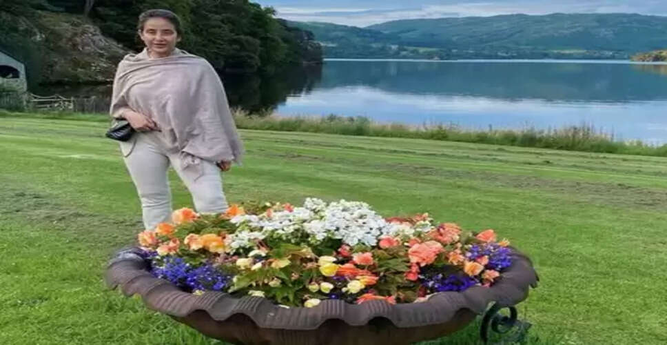 यूके में प्रकृति की सुंदरता का लुत्फ उठा रहीं मनीषा कोइराला, शेयर किए खास पल