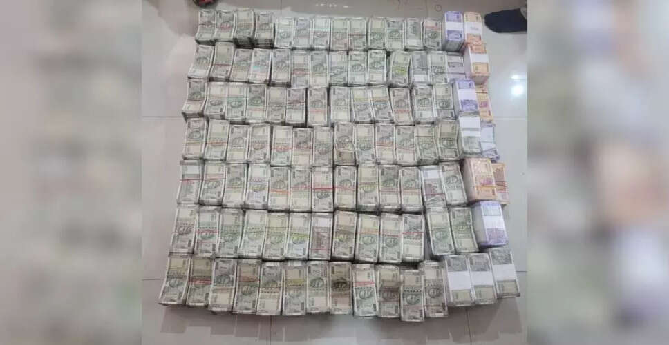 सीबीआई ने 10 लाख रुपये की रिश्वत मामले में दो लोगों को गिरफ्तार किया