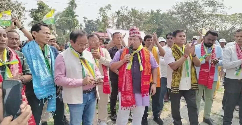 प्रमोद बोरों ने एचagrama मोहीलारी की नीतियों पर कसा तंज