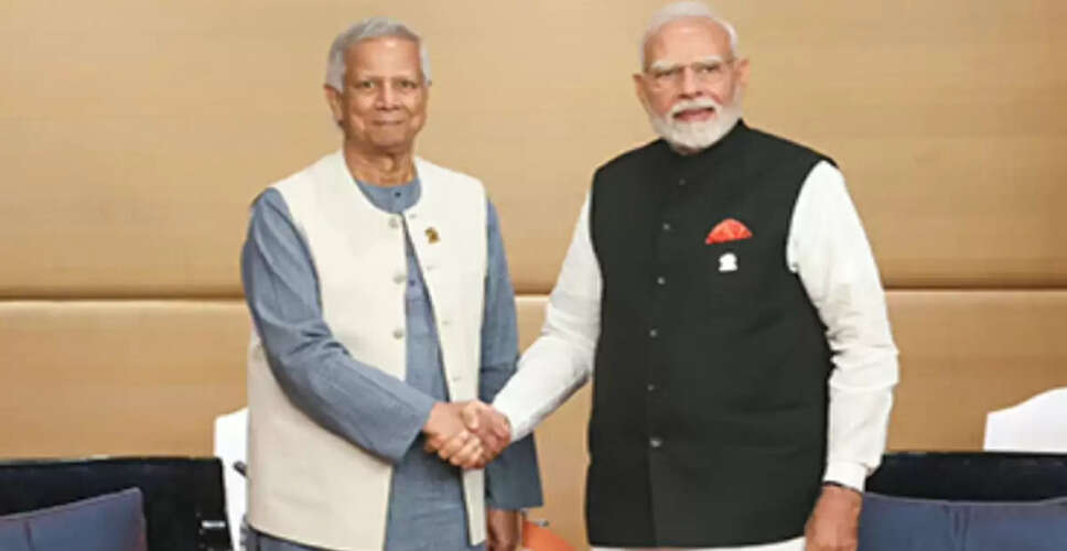 बांग्लादेश के अंतरिम सरकार प्रमुख ने मोदी से की हसीना की भाषणों पर रोक लगाने की अपील