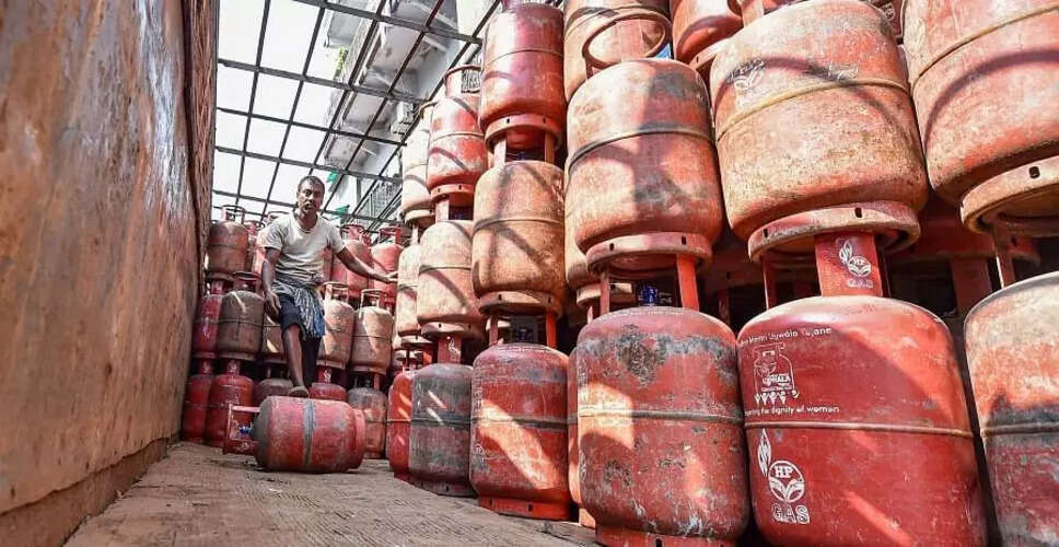 LPG की आपूर्ति में कोई समस्या नहीं, लेकिन ऑनलाइन बुकिंग में दिक्कतें