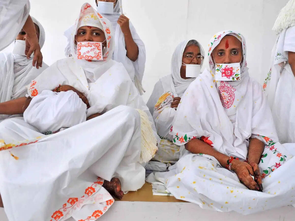जैन धर्म में सूर्यास्त के बाद भोजन न करने के पीछे के कारण