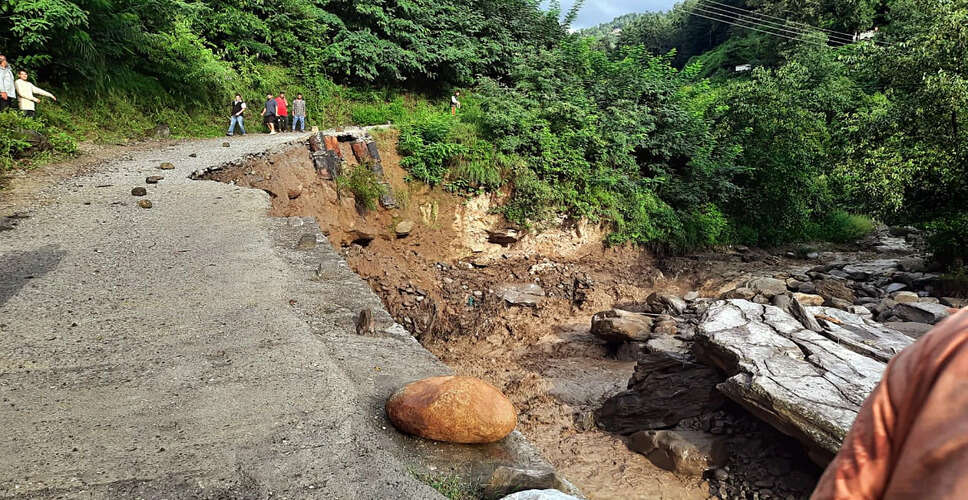 ग्रामीण सड़कों के निर्माण के लिए संवेदकों को दिया गया अल्टीमेटम