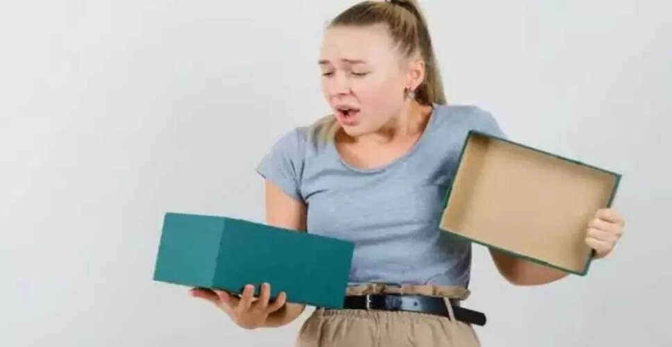 ऑनलाइन शॉपिंग में मिली घिनौनी चीज, ग्राहक का हुआ बुरा हाल