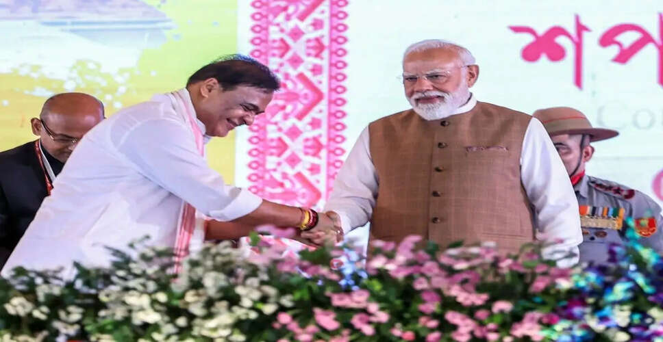 प्रधानमंत्री मोदी ने हिमंता बिस्वा सरमा को मुख्यमंत्री बनने पर दी बधाई