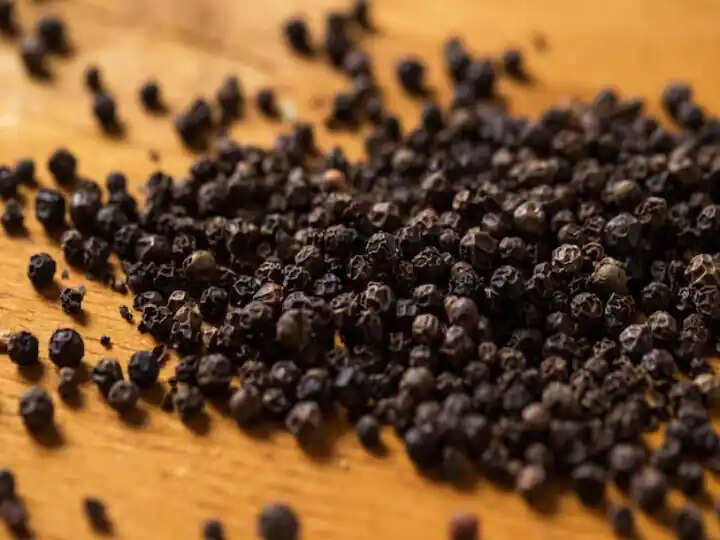 बवासीर के आयुर्वेदिक उपचार: प्राकृतिक उपाय और योगासन