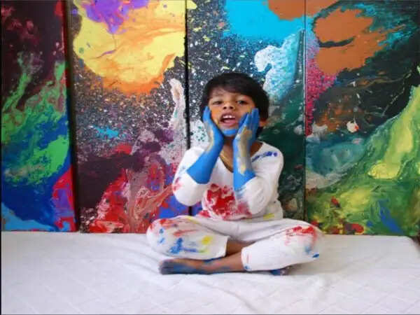 पुणे का 4 साल का बच्चा हर महीने कमाता है डेढ़ लाख रुपये, जानें कैसे