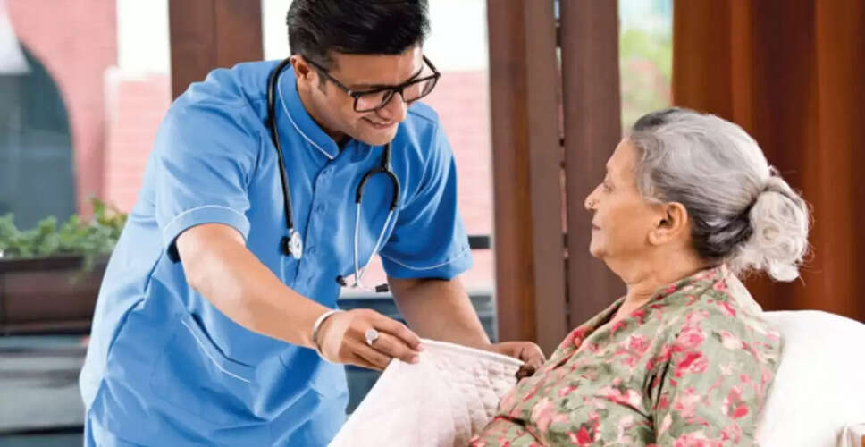 वरिष्ठ नागरिकों के लिए स्वास्थ्य बीमा: वृद्ध देखभाल की बढ़ती मांग