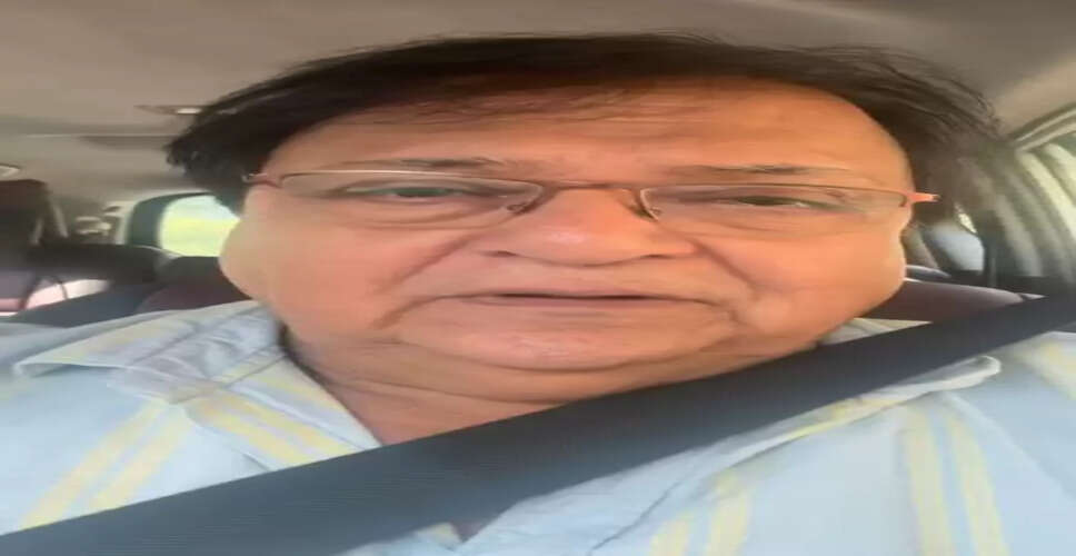 राकेश बेदी ने फैंस को दिखाया ‘सास-बहू का संगम', बोले- है न कमाल ?