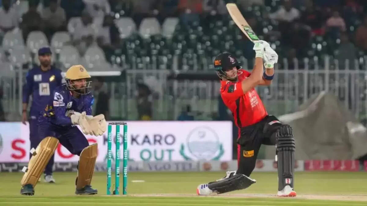 CSK के बल्लेबाज ने PSL में 19 गेंदों पर बनाया अर्धशतक