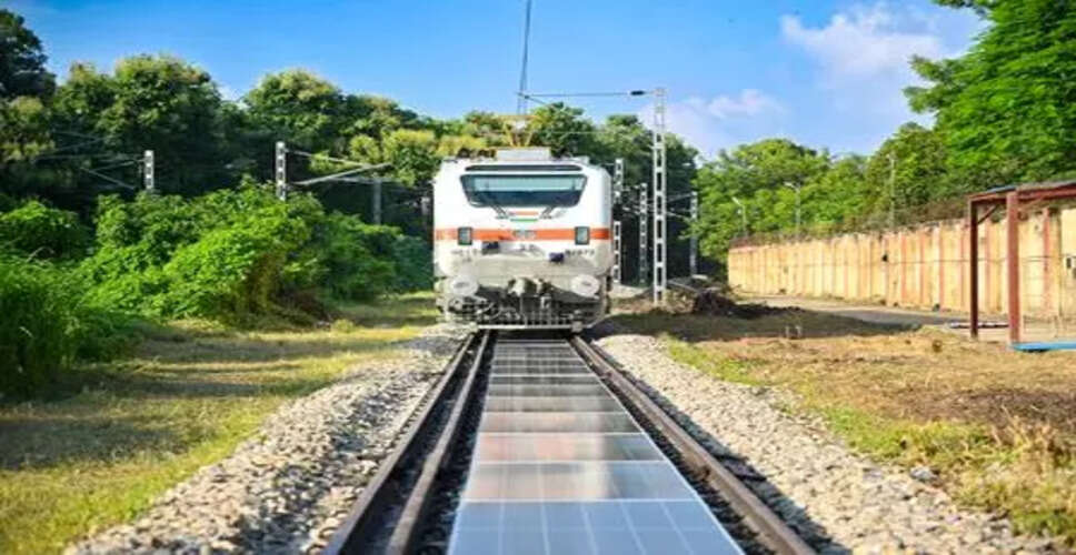 प्रधानमंत्री मोदी की अध्यक्षता में रेलवे परियोजनाओं को मिली मंजूरी