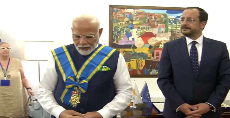 प्रधानमंत्री मोदी को साइप्रस में मिला सर्वोच्च नागरिक सम्मान