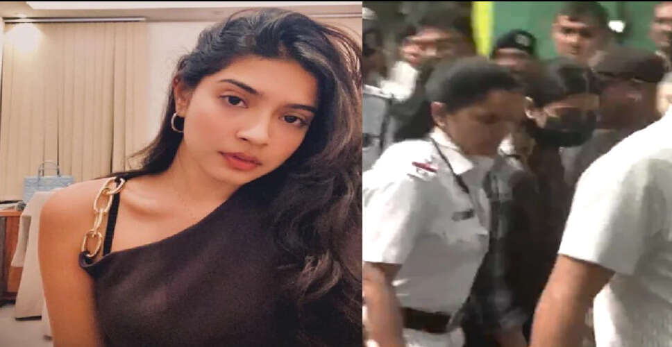कोलकाता पुलिस ने इंस्टाग्राम इन्फ्लुएंसर शर्मिष्ठा पनोली को गिरफ्तार किया