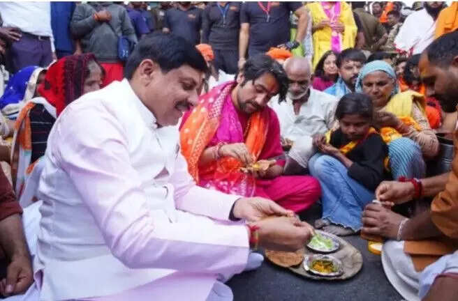 धीरेंद्र कृष्ण शास्त्री की हिंदू एकता पदयात्रा का सफल समापन