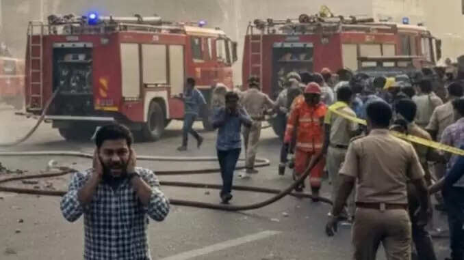 दिल्ली में महिपालपुर में धमाके की घटना, टायर फटने का मामला