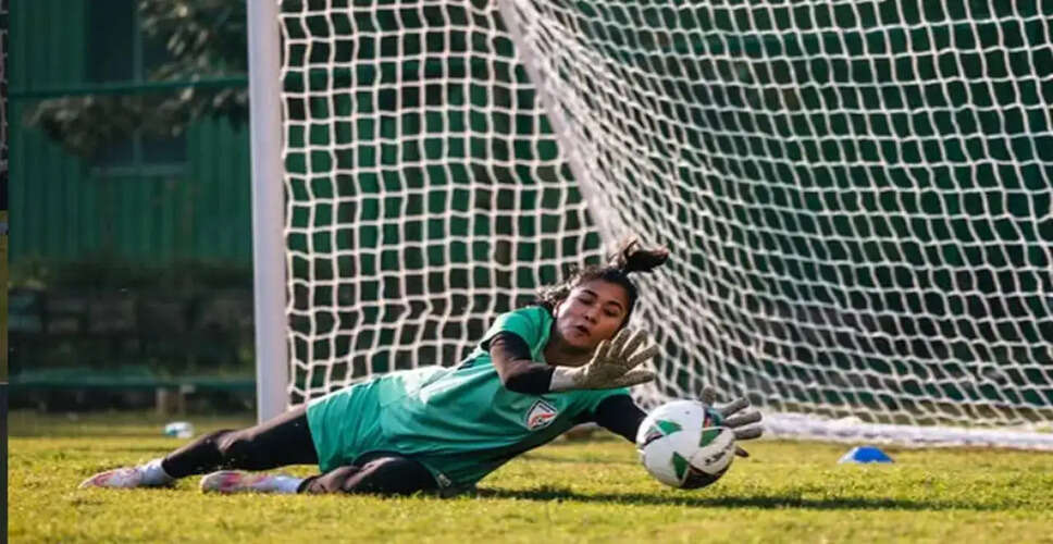 महिला फुटबॉल में प्रगति और चुनौतियाँ: पंथोई चानू की कहानी