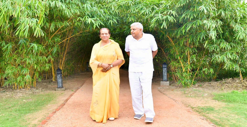 उपराष्ट्रपति धनखड़ का यमुना वाटिका और बांसड़ा पार्क दौरा: विकास की सराहना
