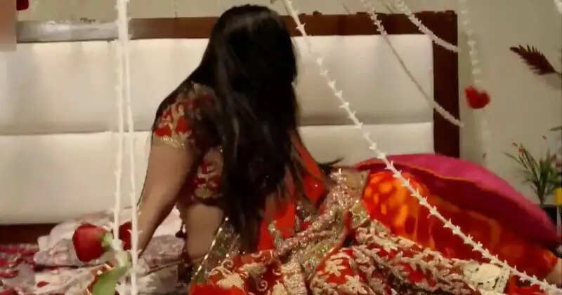 सुहागरात के दौरान दूल्हा-दुल्हन के मन में चलने वाले विचार