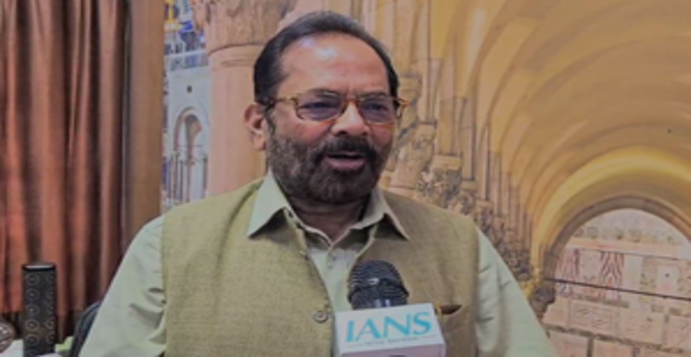 'जाति प्रमाण पत्र का ठेला, उनकी जन्म कुंडली का झमेला बन गया', विपक्ष पर बरसे मुख्तार अब्बास नकवी