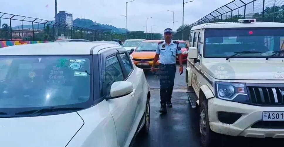 गुवाहाटी में परिवहन विभाग की दस्तावेज़ संबंधी समस्याओं का समाधान