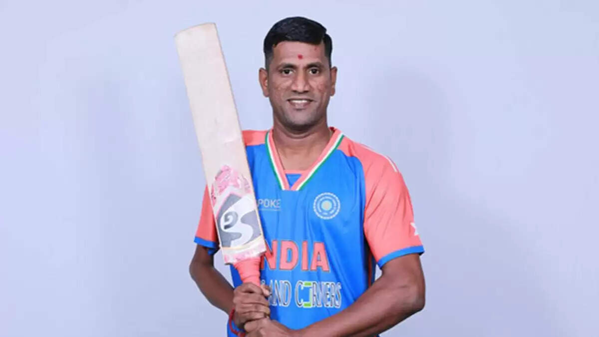टीम इंडिया ने इंग्लैंड के खिलाफ 7 टी20 मैचों के लिए 16 सदस्यीय दल की घोषणा की