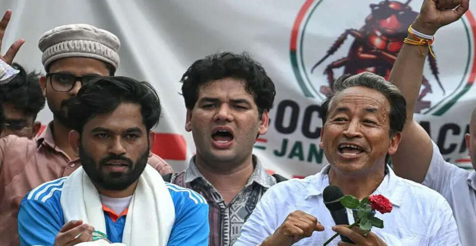 कॉकरोच जनता पार्टी: सोशल मीडिया पर राजनीतिक व्यंग्य का नया ट्रेंड