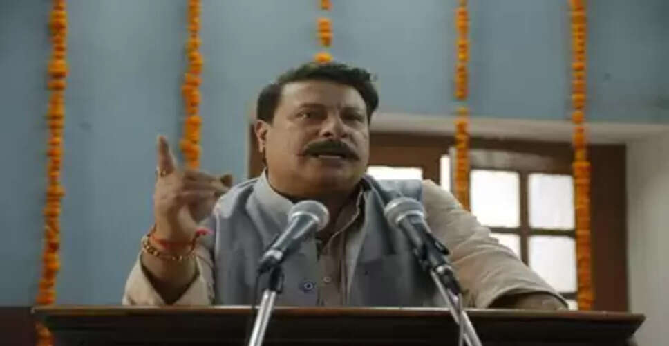 ‘गैंग्स ऑफ वासेपुर’ के ‘बाहुबली रामाधीर सिंह’ से ‘हीरो’ के ‘श्रीकांत माथुर’ तक, हर किरदार में जंचे तिग्मांशु धूलिया