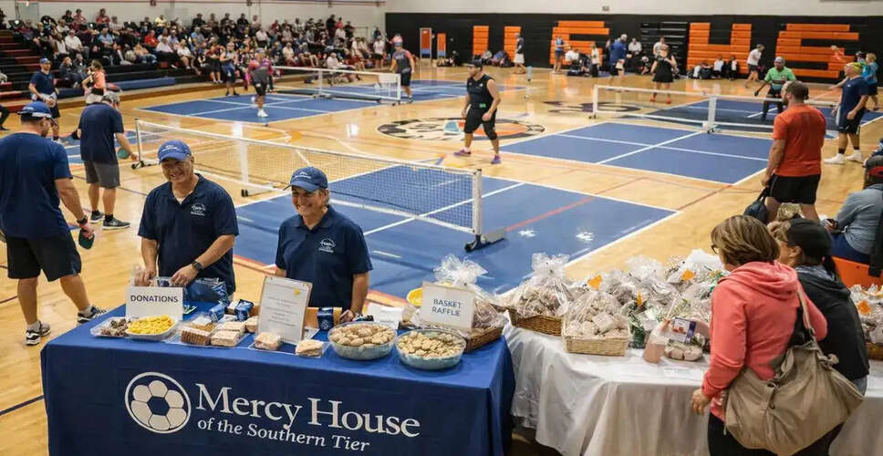 पिकलबॉल टूर्नामेंट ने जुटाए 12,000 डॉलर से अधिक दान