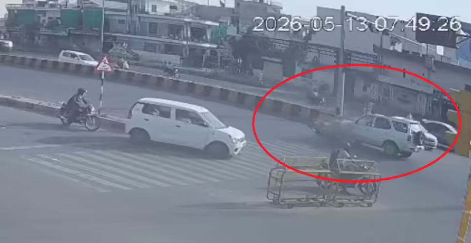 जयपुर में सड़क सुरक्षा पर गंभीर सवाल: तेज रफ्तार कार ने महिला नर्स को मारी टक्कर