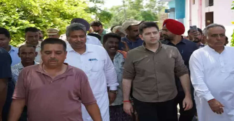 राघव चड्ढा ने पंजाब के बाढ़ प्रभावित क्षेत्रों के लिए सांसद निधि से 3.25 करोड़ रुपए किए आवंटित