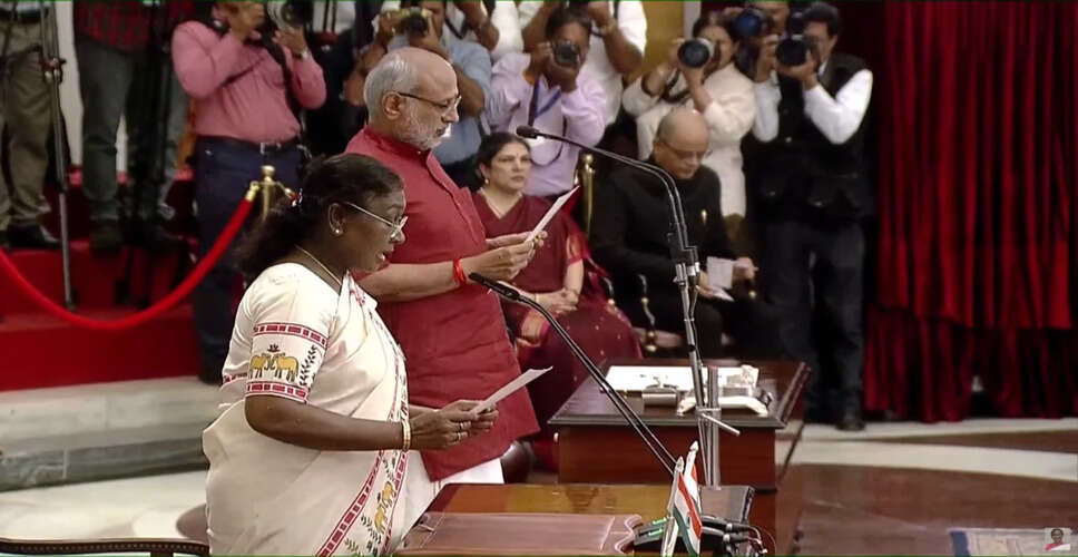 राधाकृष्णन ने उपराष्ट्रपति पद की शपथ ली, समारोह में शामिल हुए प्रमुख नेता