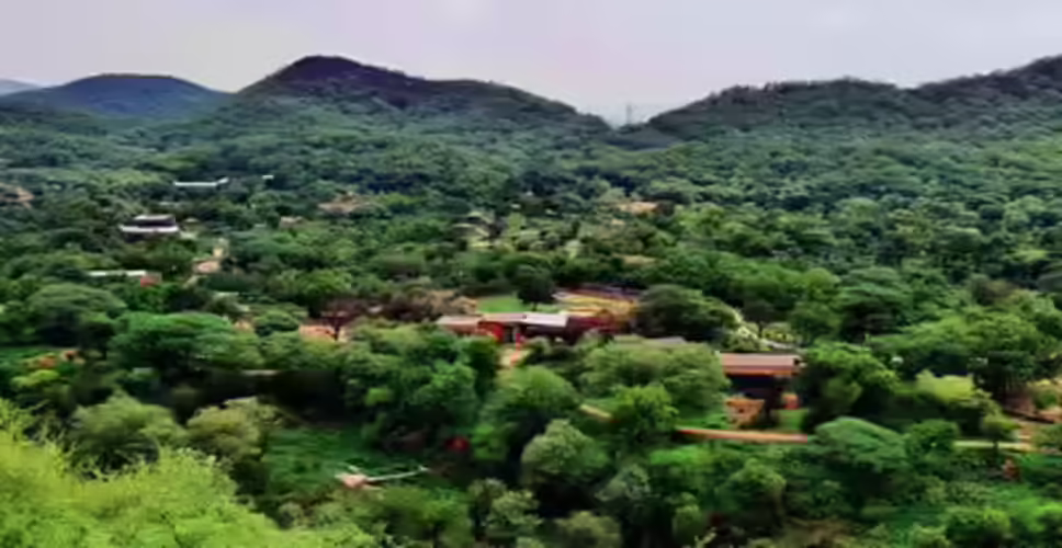 अरावली पर्वत श्रृंखला का क्षरण: दिल्ली-एनसीआर के लिए गंभीर खतरा