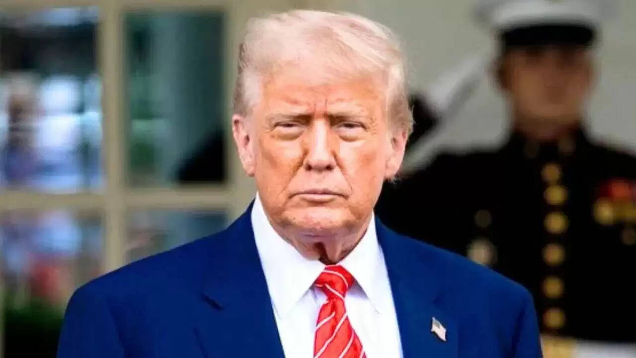 ट्रंप का टैरिफ पर जोर, अमेरिकियों को 2000 डॉलर का लाभ देने का वादा