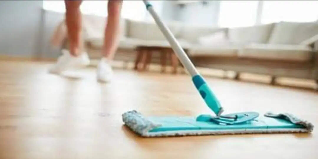 घर की नकारात्मकता दूर करने के लिए नमक का उपयोग