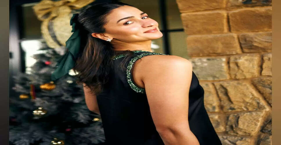 आलिया भट्ट का क्रिसमस लुक: फैशन और परिवार के साथ जश्न