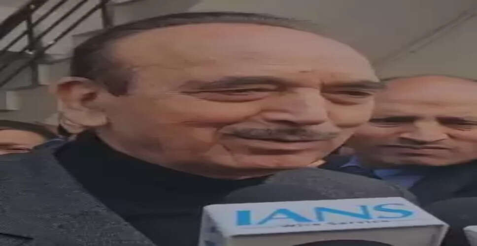पीएम मोदी महाकुंभ में गए, ये अच्छी बात है : गुलाम नबी आजाद