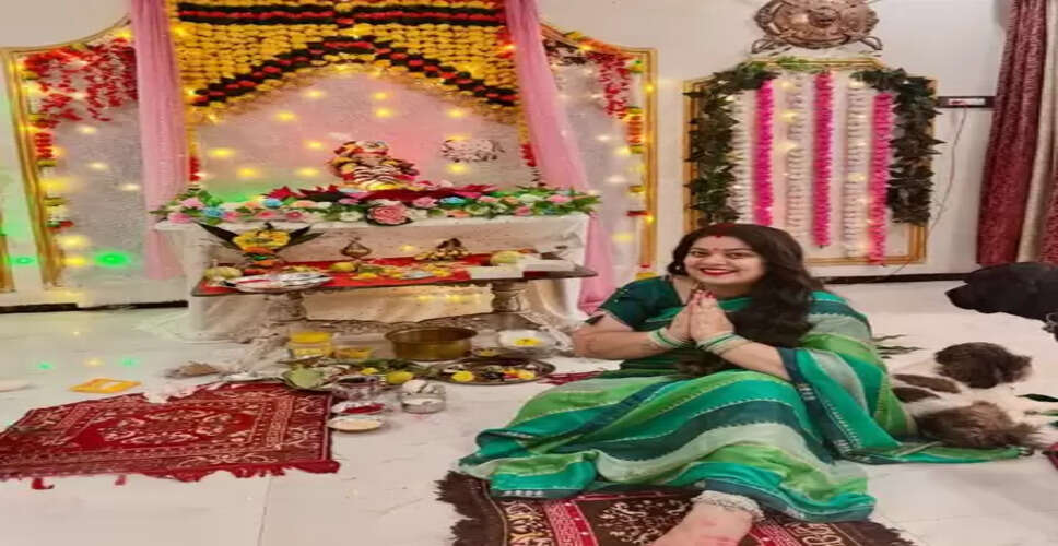 'चुनौतियों पर विजय पाने की शक्ति दें बप्पा', गणेश चतुर्थी पर निधि झा ने की प्रार्थना