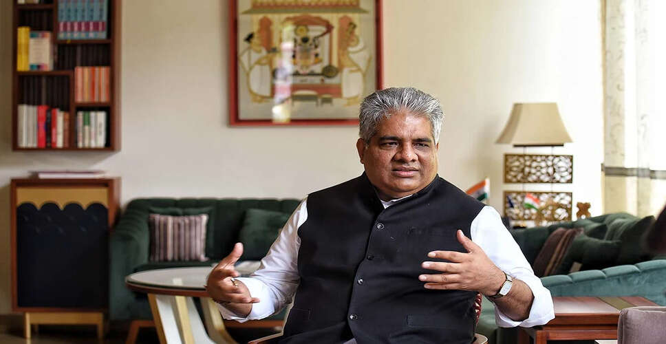 अरावली पर्वतमाला की नई परिभाषा: सरकार का खनन पर स्पष्ट रुख