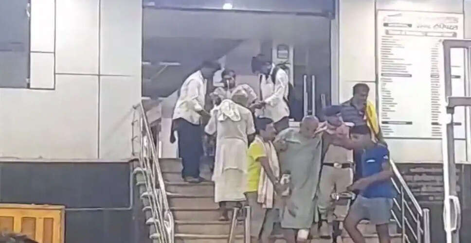 मुजफ्फरपुर अस्पताल में आग से 5 मरीजों की मौत, प्रशासन ने शुरू की जांच